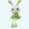 Peluche Lapin Géante Avec Robe Verte 2 Peluche Lapin Géante Avec Robe Verte -Ma Pleuche Soldes IMG Peluche lapin geante avec robe verte 1