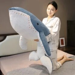 Peluche Baleine XXL Adorable -Ma Pleuche Soldes IMG peluche baleine XXL guirlande 1
