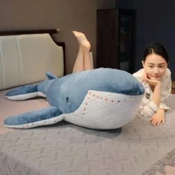 Peluche Baleine XXL Adorable -Ma Pleuche Soldes IMG peluche baleine xxl guirlande 10