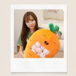 Peluche Carotte Surprise -Ma Pleuche Soldes IMG peluche carotte surprise 2