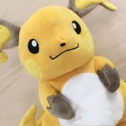 Peluche Raichu -Ma Pleuche Soldes Peluche Raichu Peluche Pikachu Peluche Pokemon a7796c561c033735a2eb6c Jaune 3
