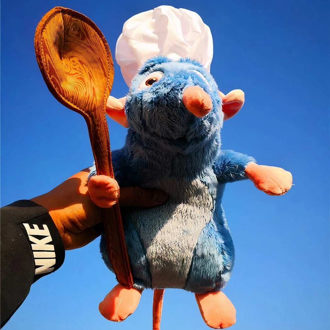 Peluche Ratatouille Avec Une Cuillère 4 Peluche Ratatouille Avec Une Cuillère – Image 2