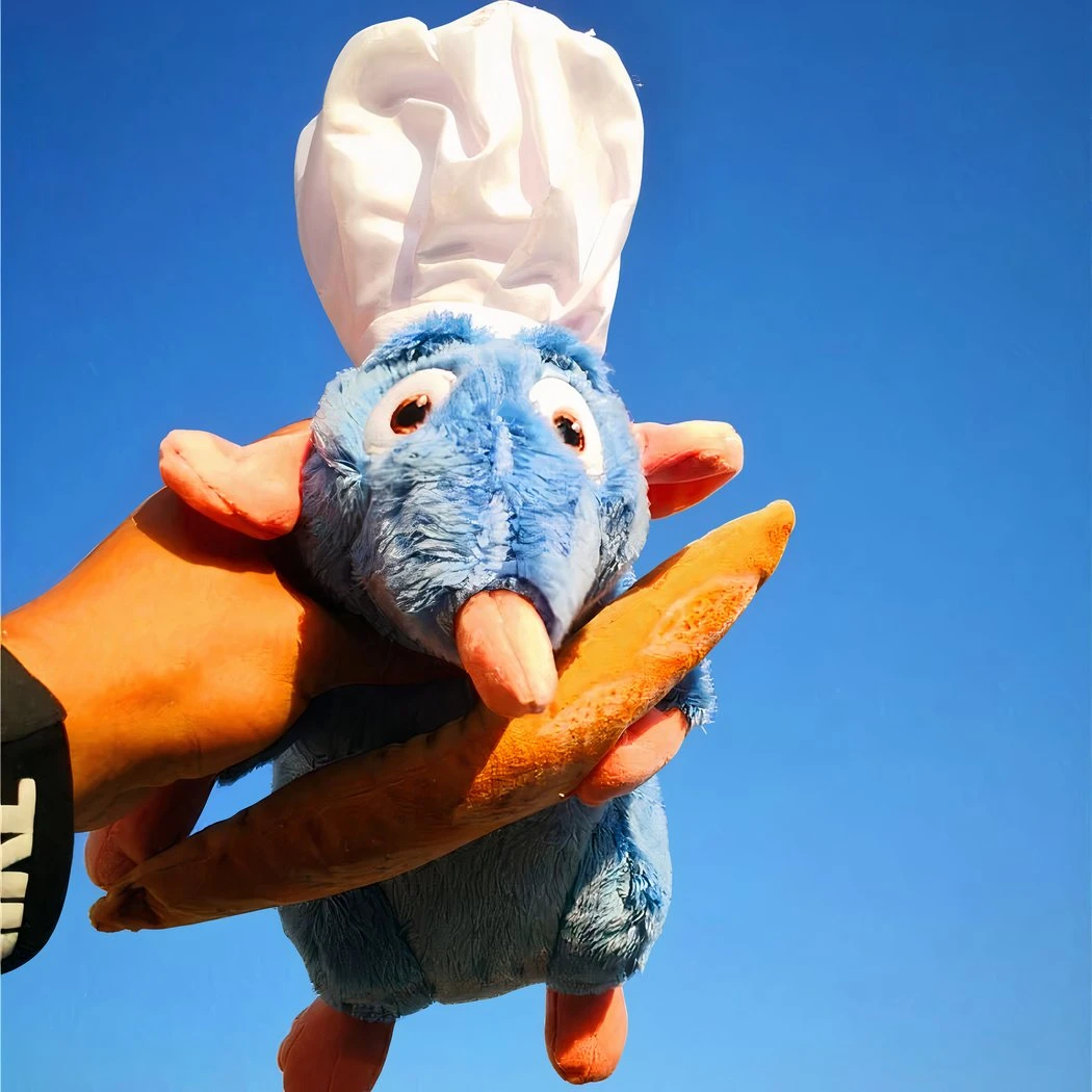 Peluche Ratatouille Avec Une Baguette De Pain 4 Peluche Ratatouille Avec Une Baguette De Pain â Image 2